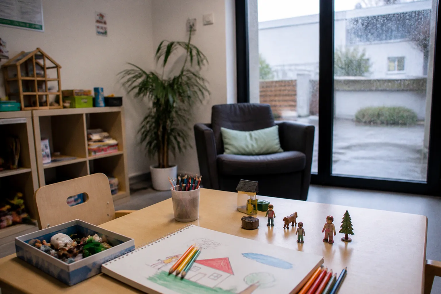 Thérapie du TSPT chez les jeunes : pourquoi la peur de la re-traumatisation est infondée